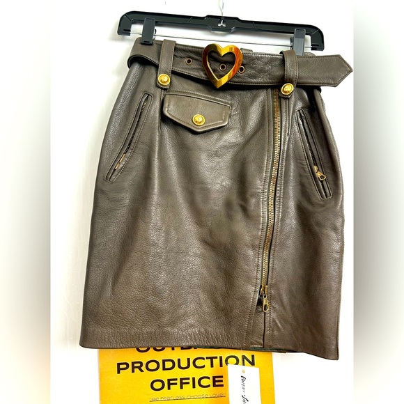 1990’s collection Moschino leather mini skirt